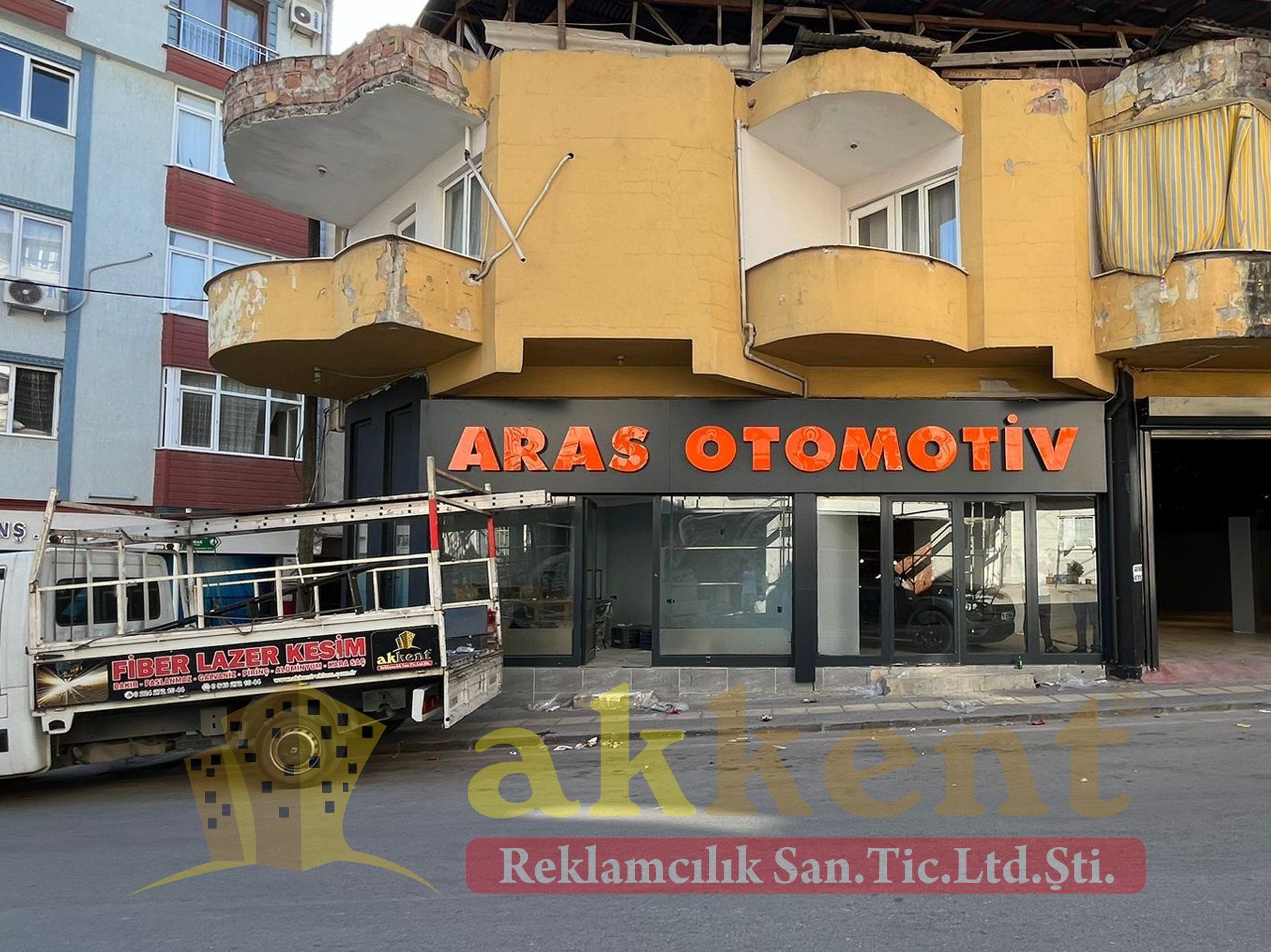 Dekoratif Kesim